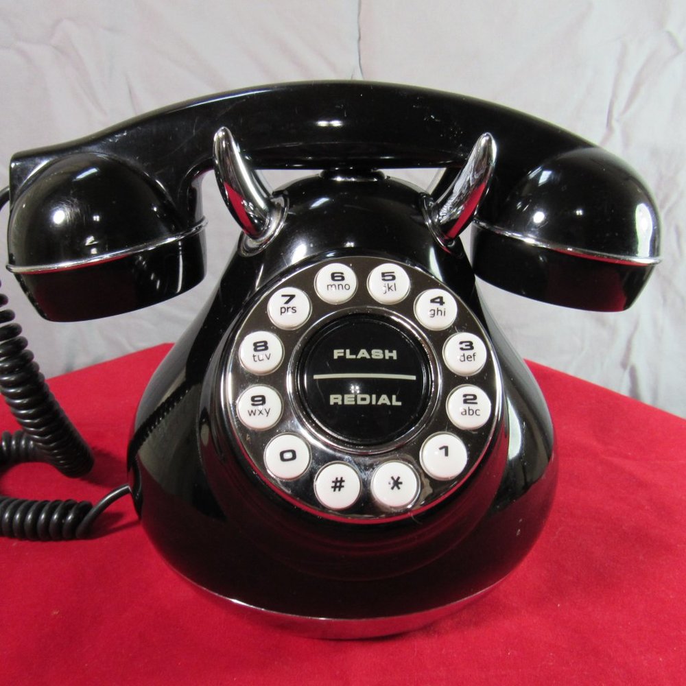 Polyconcept USA, Inc Monster Phone Model # SF03283